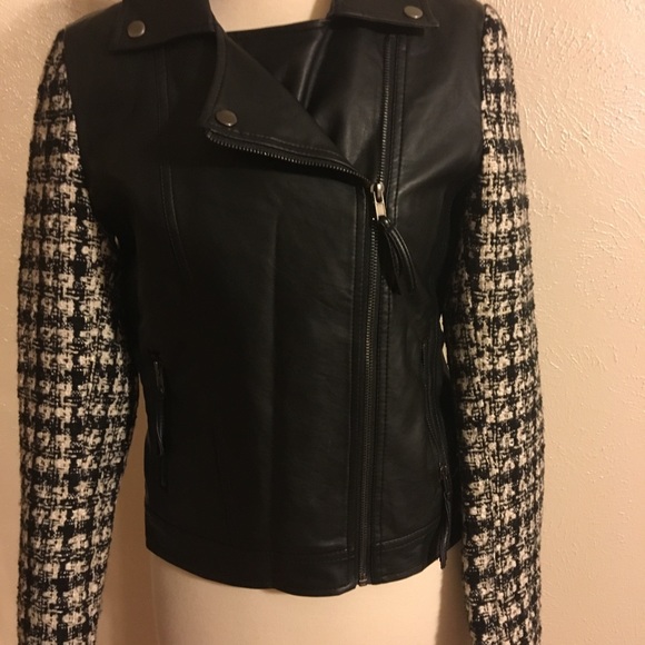 ❌SOLD❌🍁Romeo and Juliet couture Jacket - Picture 2 of 6